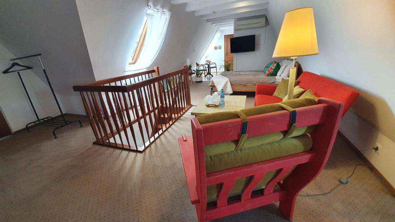 Hotel Siesta Świebodzin Eksteriør bilde