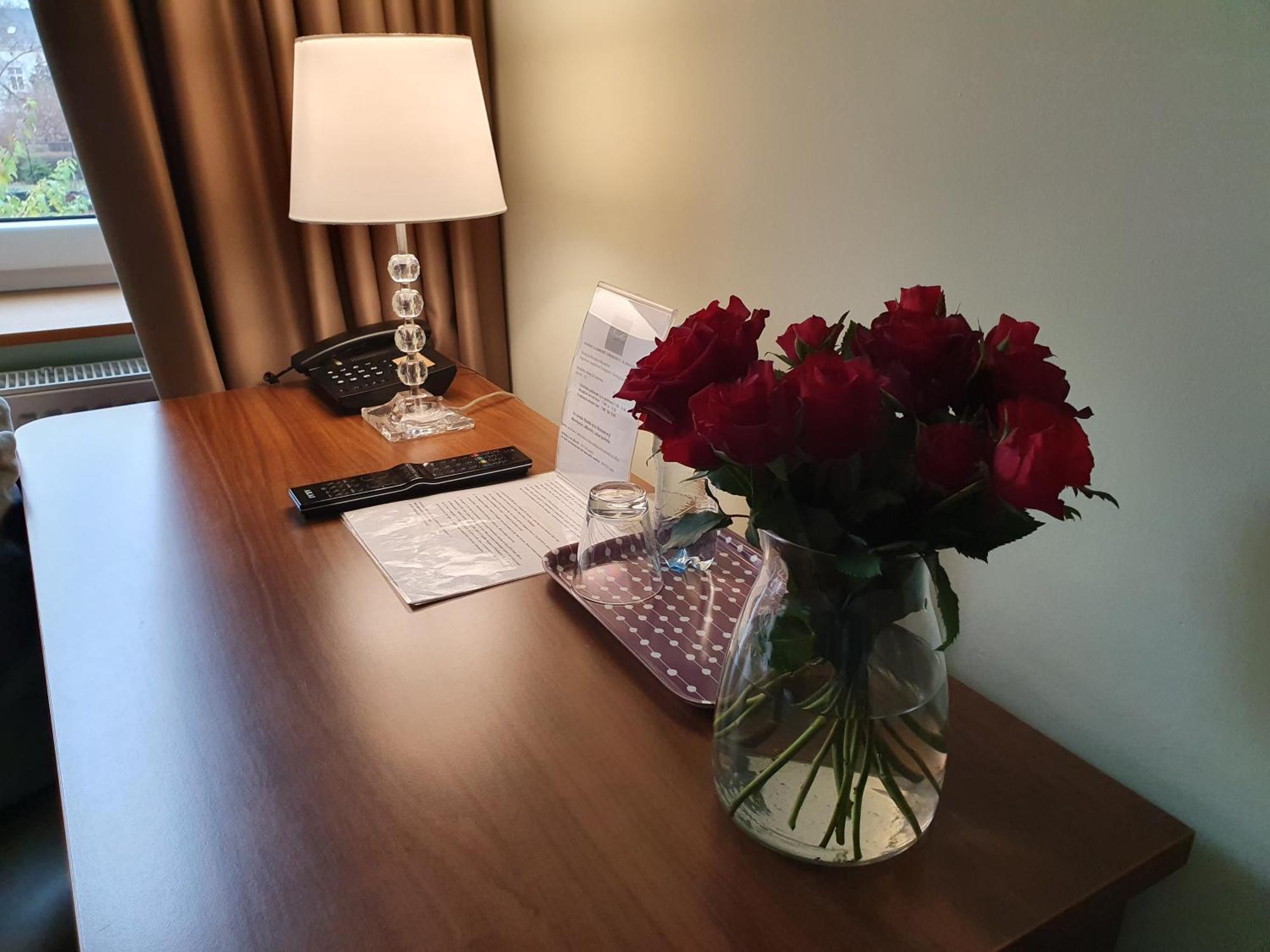 Hotel Siesta Świebodzin Rom bilde