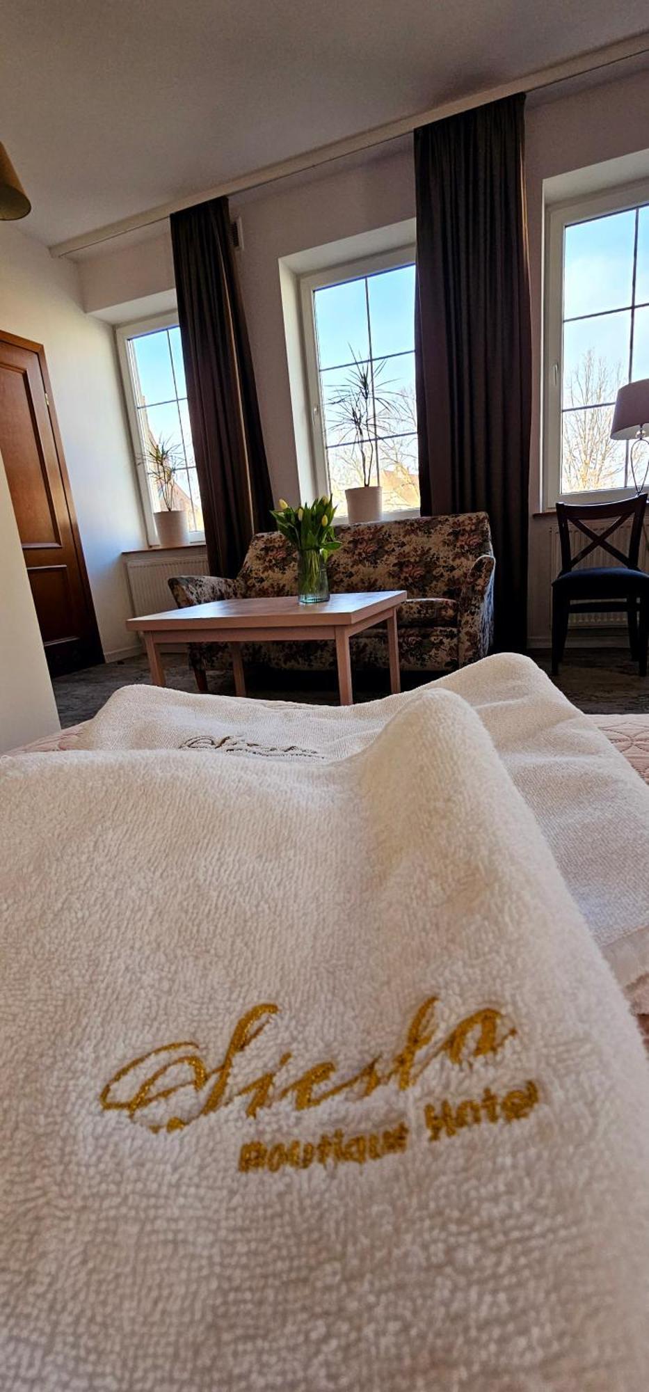 Hotel Siesta Świebodzin Eksteriør bilde