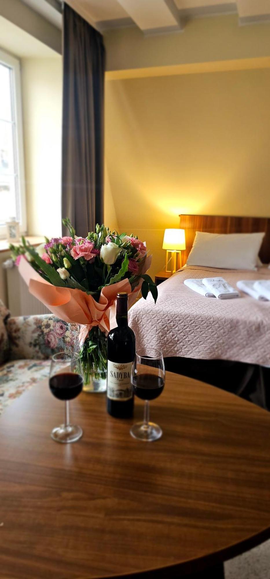 Hotel Siesta Świebodzin Eksteriør bilde