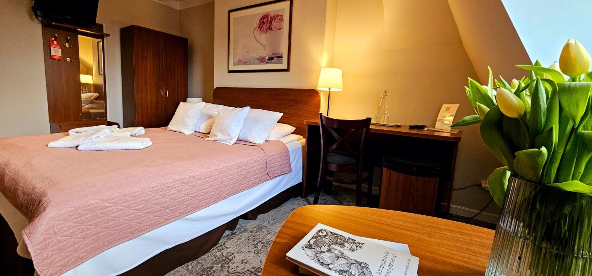 Hotel Siesta Świebodzin Eksteriør bilde