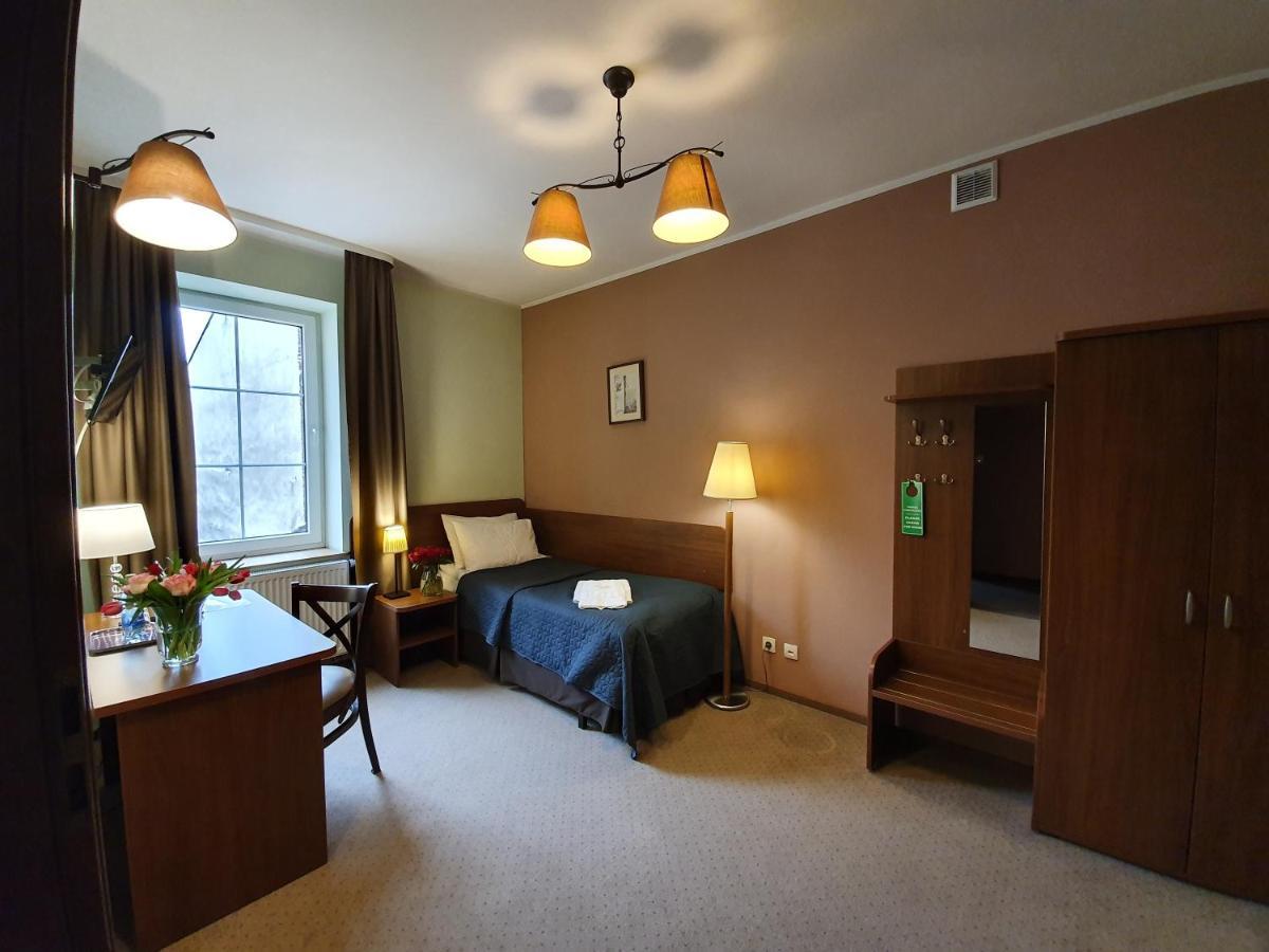 Hotel Siesta Świebodzin Eksteriør bilde