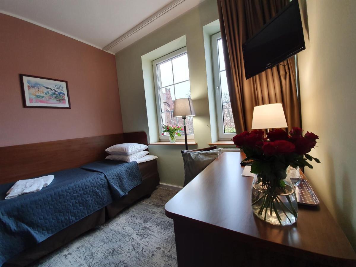 Hotel Siesta Świebodzin Rom bilde
